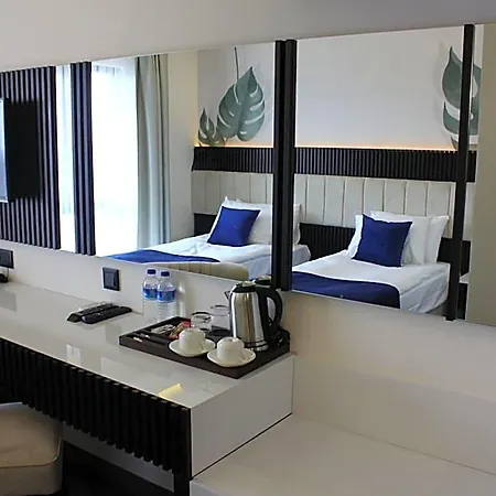 Kavala Hotel 4*